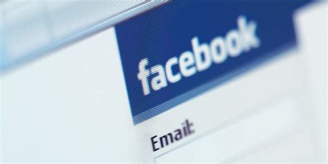 20 Ide Simbol Status FB Keren yang Wajib Dicoba